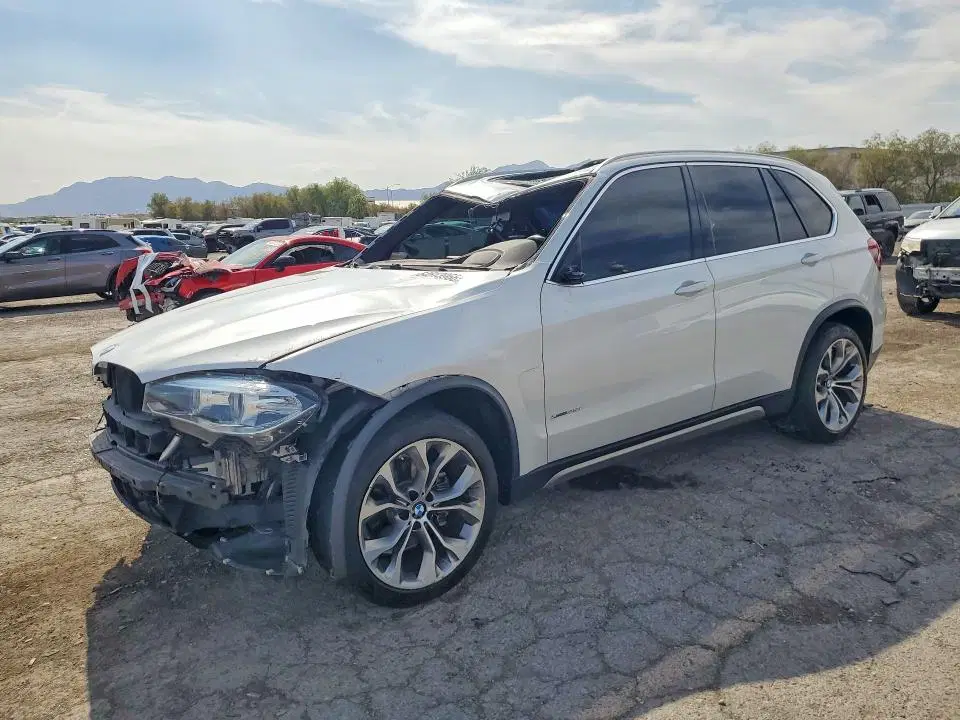5UXKR0C54H0U50556 — 2017 BMW X5, Опрокидывание (Rollover), фото до ремонта