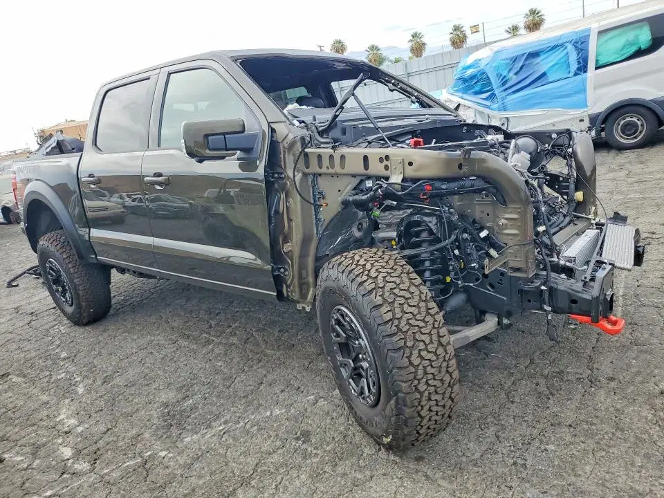 2026 Ford F150 VIN 1FTFW1RJ9TFB44061 фото 4