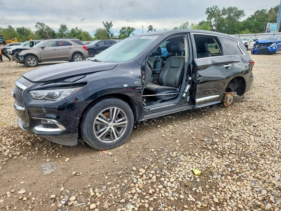 5N1DL0MM2JC503420 — 2018 Infiniti QX60, Боковая часть, фото до ремонта