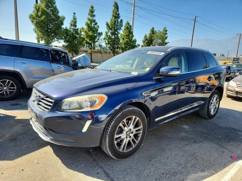 YV440MDK6F2670232 — 2015 Volvo XC60, Мелкие вмятины и царапины (Minor Dent/Scratches), фото до ремонта