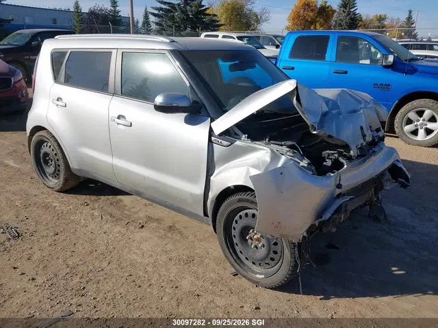 KNDJX3A56F7815606 — 2015 Kia Soul, Передняя часть, фото до ремонта