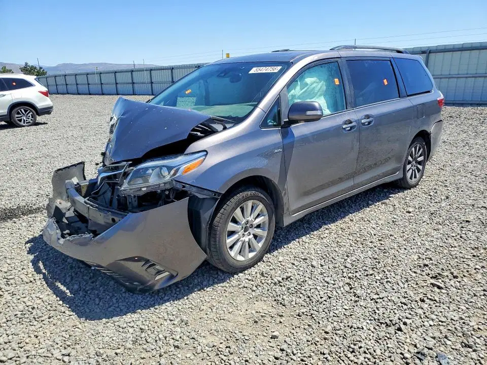 5TDDZ3DC5LS232480 — 2020 Toyota Sienna, Передняя часть (Front End), фото до ремонта