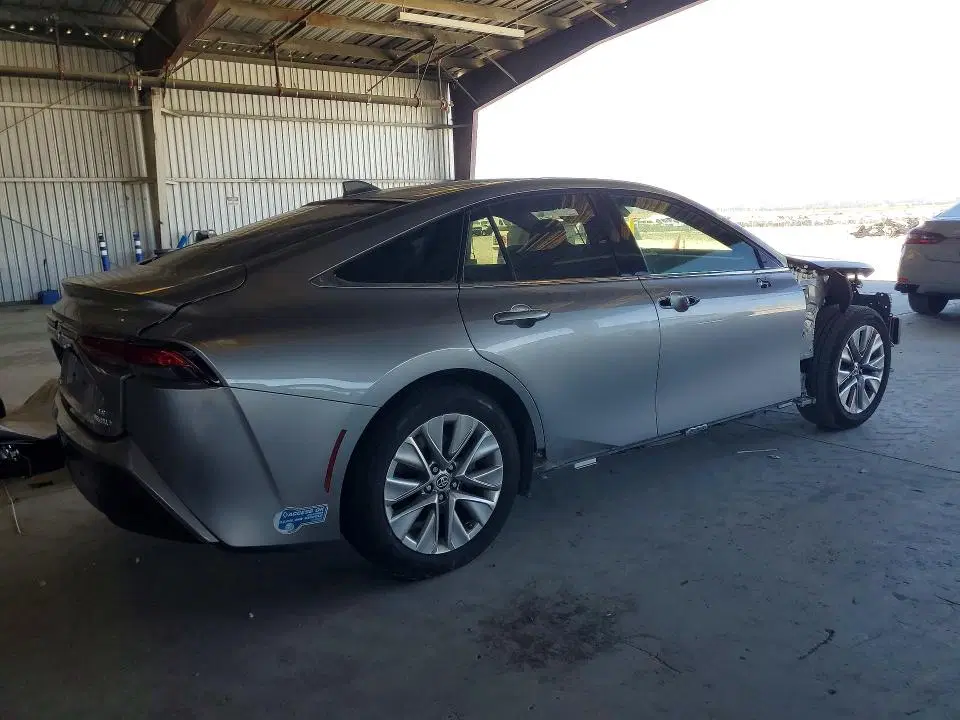 2021 Toyota Mirai VIN JTDAAAAA2MA002590 фото 3
