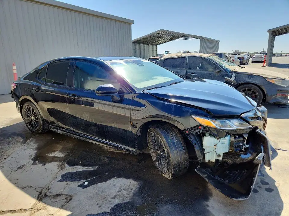 2020 Toyota Camry VIN 4T1G11AK7LU378052 фото 4