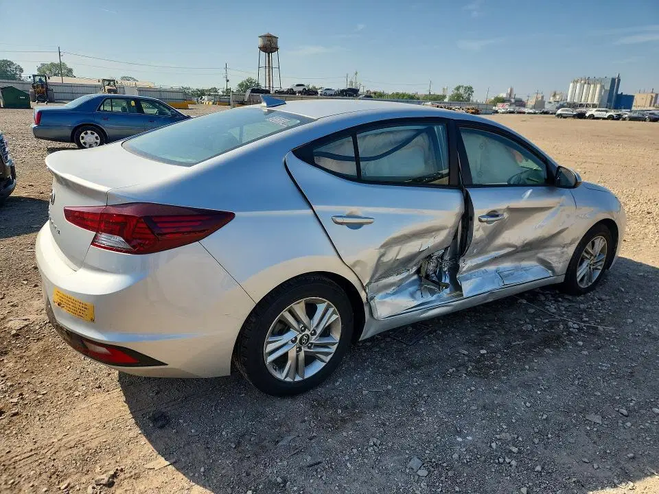 2019 HYUNDAI ELANTRA VIN 5NPD84LF4KH412770 фото 3