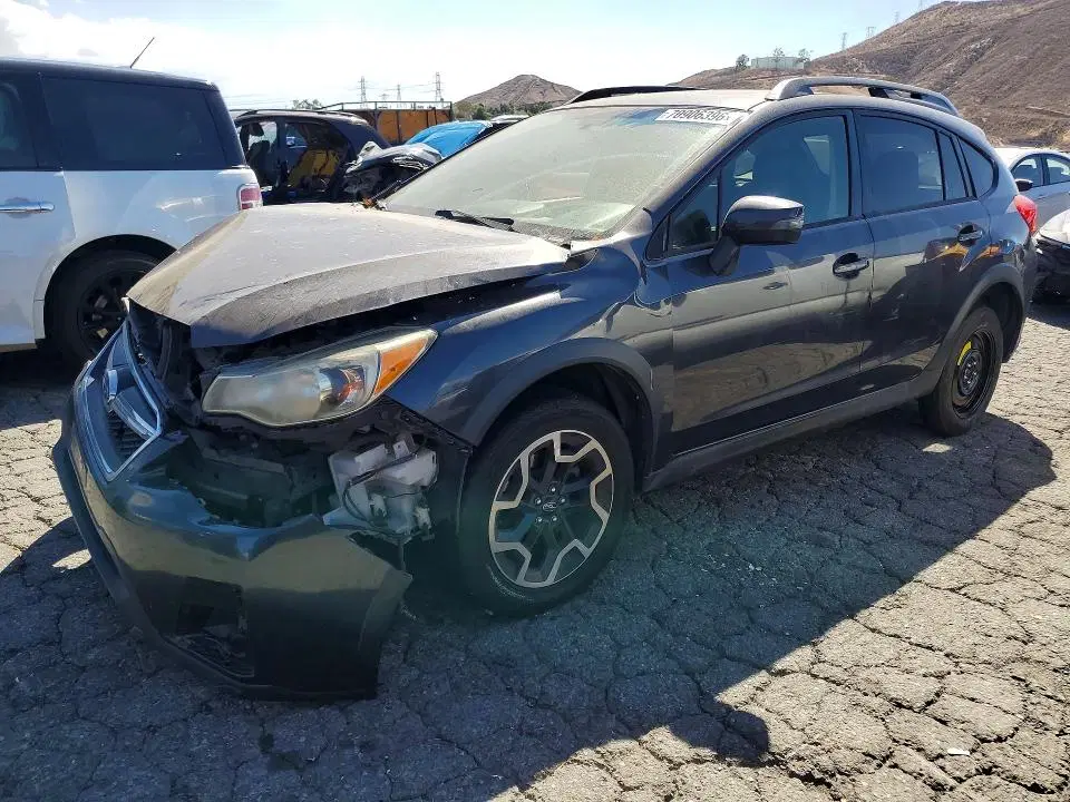 JF2GPANCXH8266319 — 2017 Subaru Crosstrek, Передняя часть (Front End), фото до ремонта