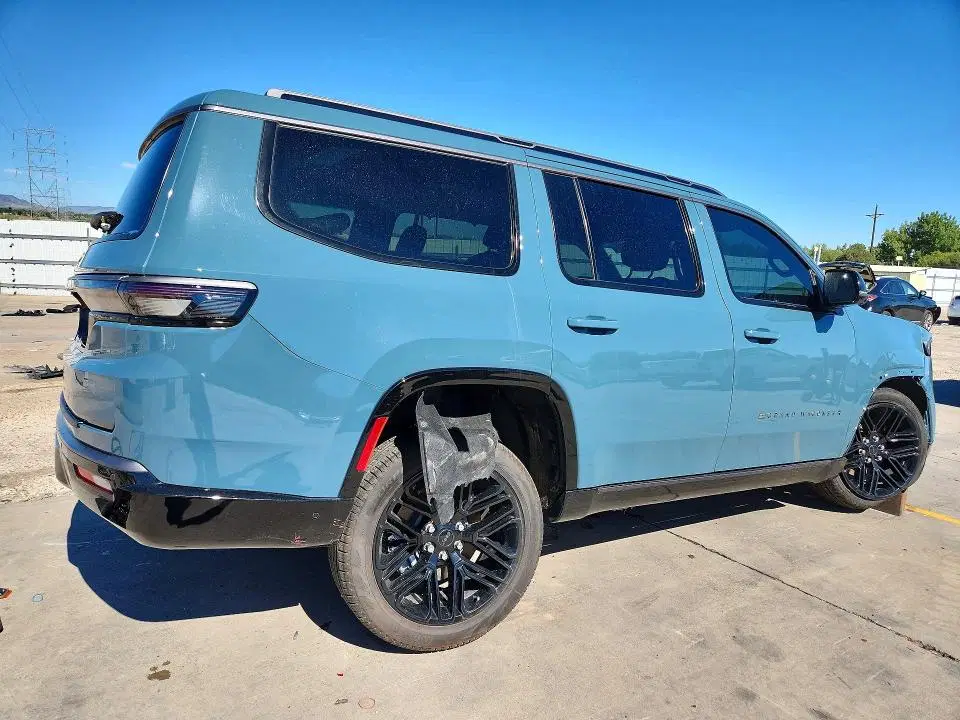 2026 Jeep Grand Wagoneer VIN 1C4SJVBP4TS174806 фото 3