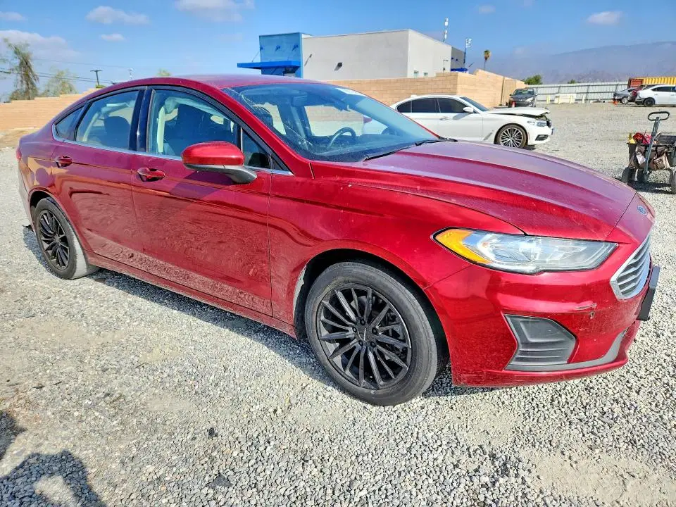2019 Ford Fusion VIN 3FA6P0LU4KR222120 фото 4