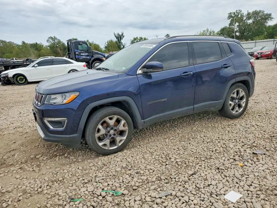 3C4NJCCB2LT152810 — 2020 Jeep Compass, Передняя часть, фото до ремонта