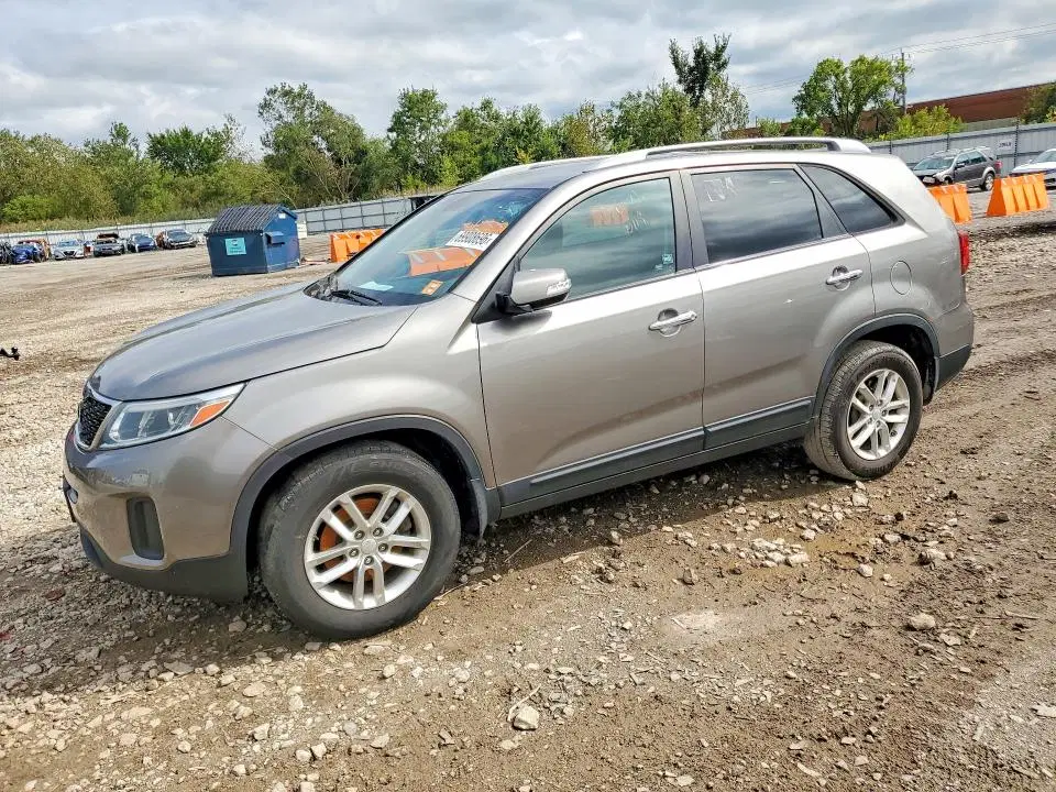 2015 KIA SORENTO VIN 5XYKT4A73FG640516 фото 2