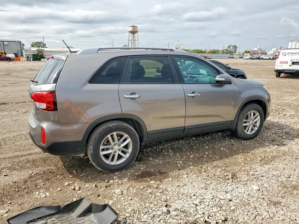 2015 KIA SORENTO VIN 5XYKT4A73FG640516 фото 3