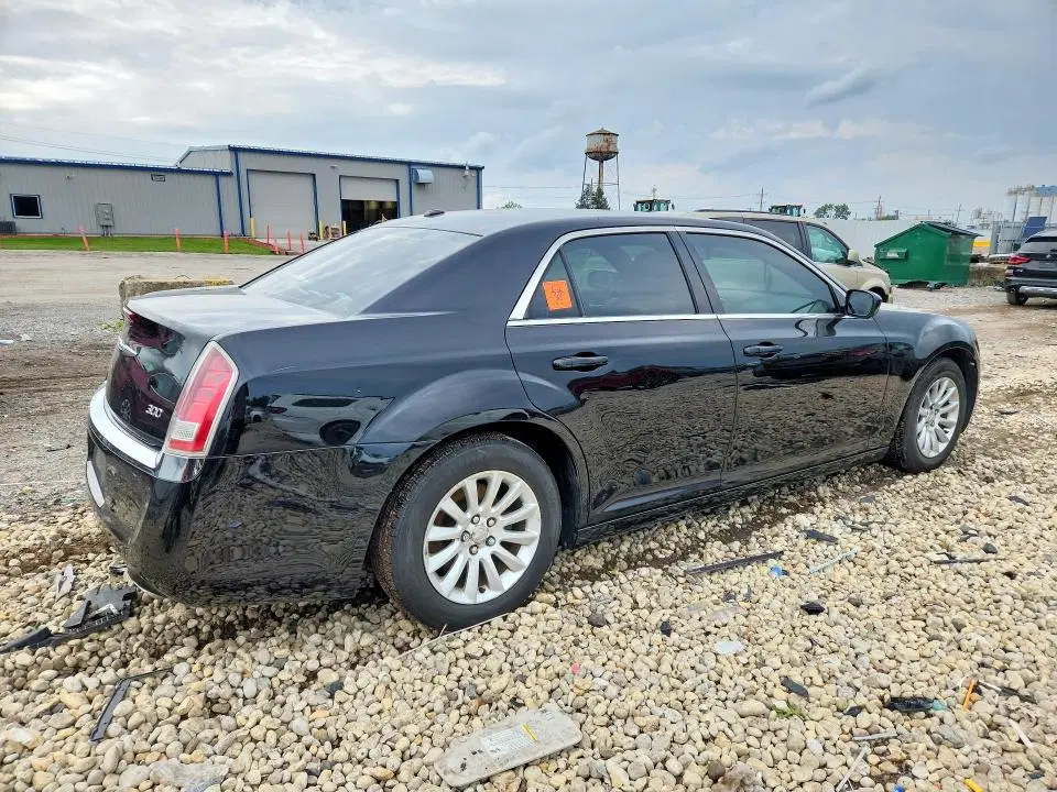 2014 CHRYSLER 300 VIN 2C3CCAAG4EH217760 фото 4