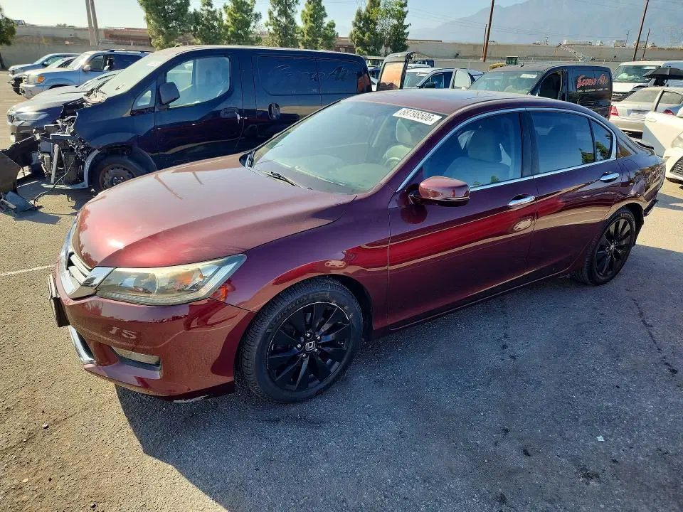 1HGCR2F73FA014224 — 2015 Honda Accord, Задняя часть (Rear End), фото до ремонта