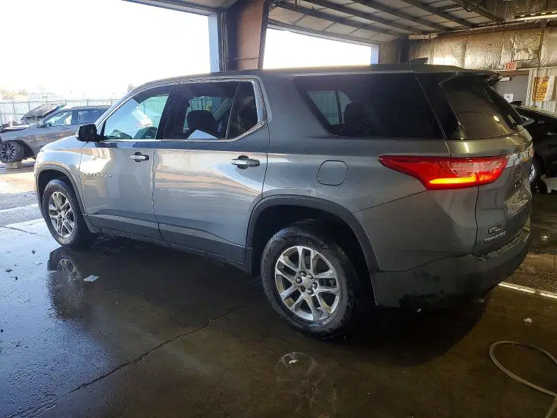 2019 CHEVROLET TRAVERSE VIN 1GNERFKW3KJ214629 фото 2