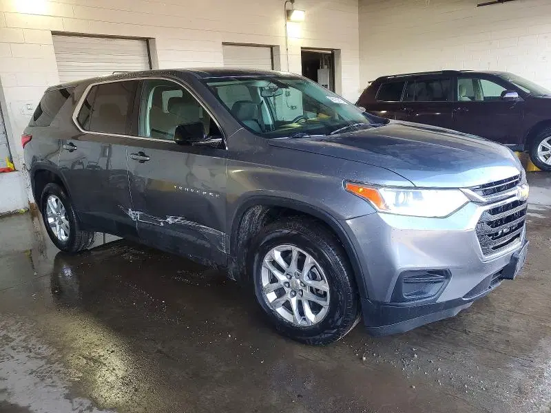2019 CHEVROLET TRAVERSE VIN 1GNERFKW3KJ214629 фото 4