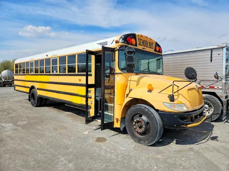 4DRBUAAP8AB229073 — 2010 IC Bus CE Series School, Естественный износ, фото до ремонта