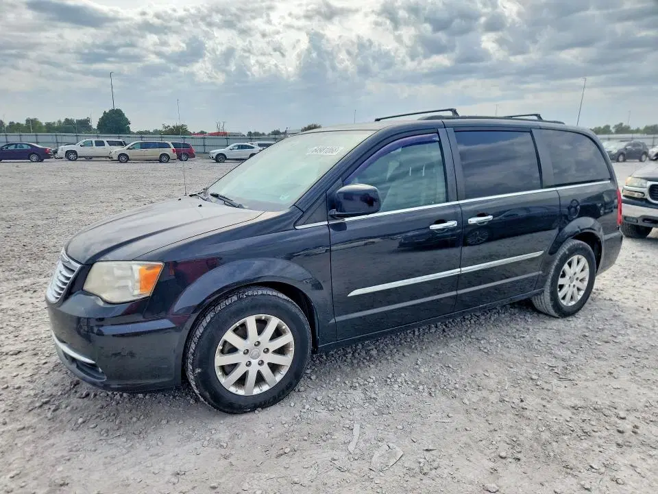 2C4RC1BG0ER413502 — 2014 Chrysler TOWN & Country, Естественный износ, фото до ремонта