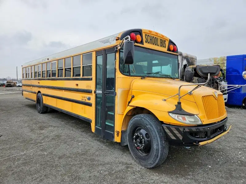 4DRBUSKN0DB199249 — 2013 IC Bus CE Series School, Естественный износ, фото до ремонта