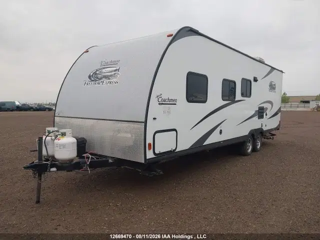2015 Coachmen Freedom VIN 5ZT2FERB9FA015445 фото 2