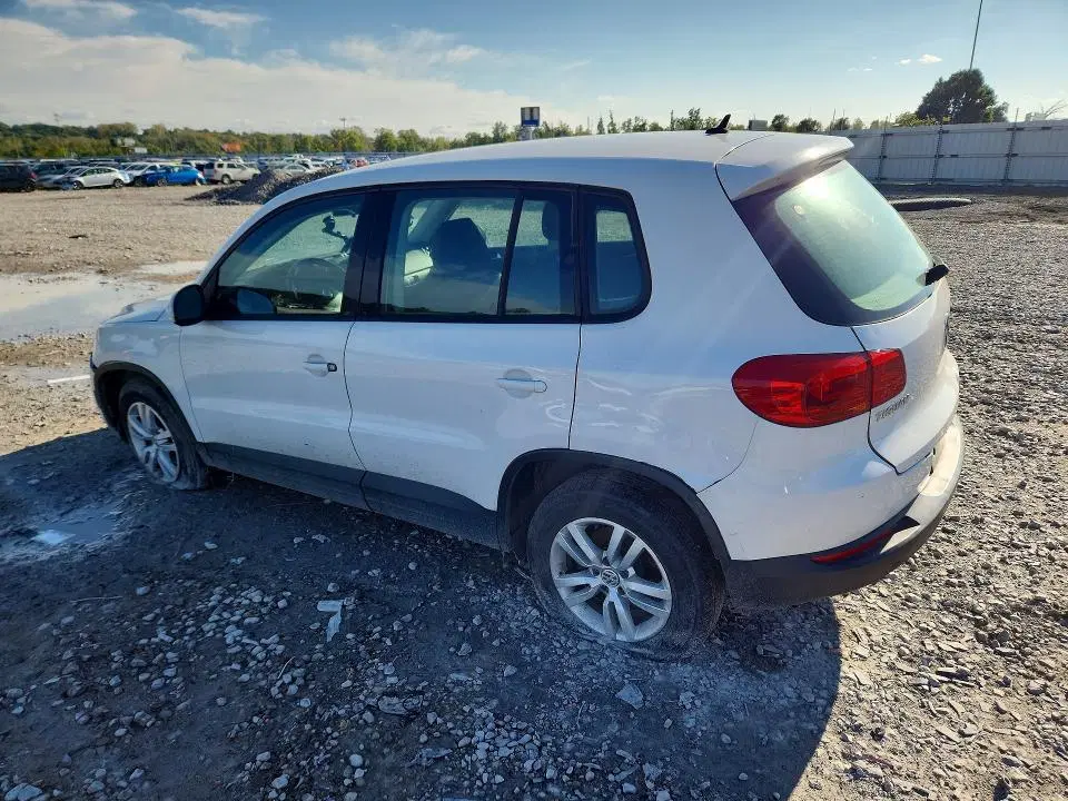2013 VOLKSWAGEN TIGUAN VIN WVGBV7AX7DW535453 фото 2