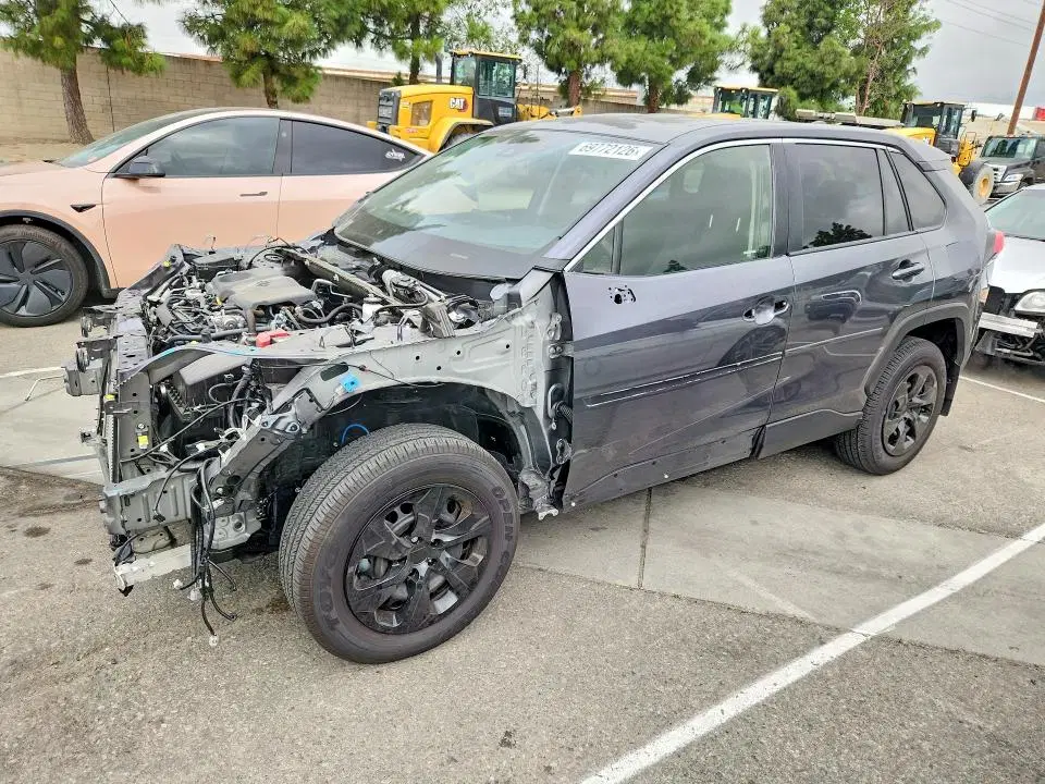 JTMK1RFV0SD134404 — 2025 Toyota RAV4, Боковая часть (Side), фото до ремонта