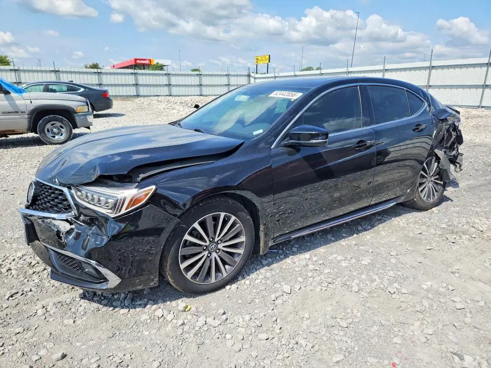 19UUB3F71JA001947 — 2018 Acura TLX, Задняя часть, фото до ремонта