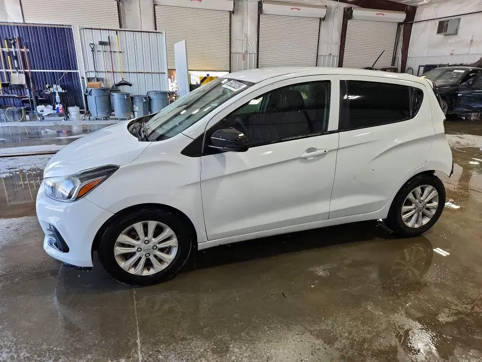 KL8CB6SA6HC735987 — 2017 Chevrolet Spark, Задняя часть, фото до ремонта
