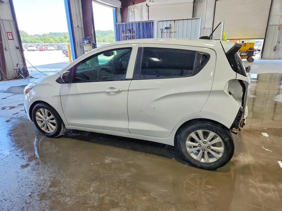 2017 CHEVROLET SPARK VIN KL8CB6SA6HC735987 фото 2