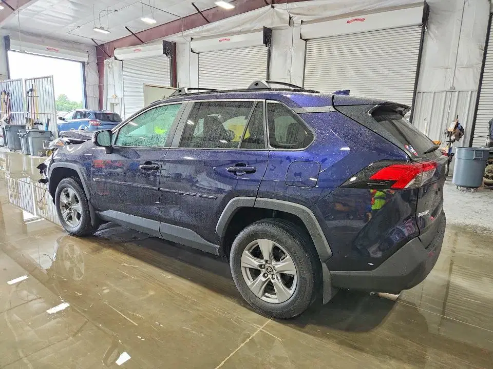 2024 TOYOTA RAV4 VIN 2T3P1RFV7RW429745 фото 2