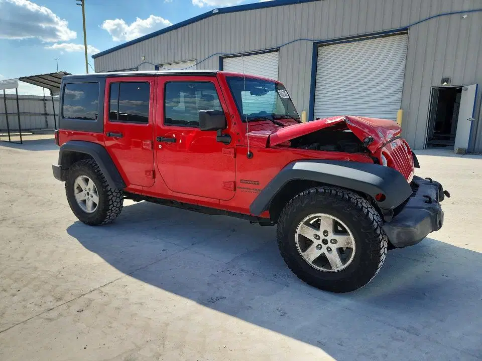 2018 JEEP WRANGLER UNLIMITED VIN 1C4BJWDG6JL807400 фото 4
