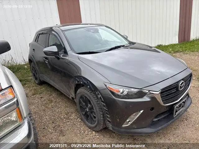 JM1DKFC71K0424443 — 2019 Mazda CX-3 Gs, Град, фото до ремонта