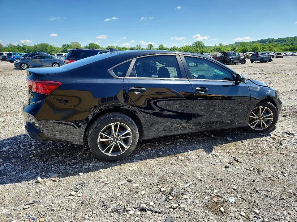 2022 KIA FORTE VIN 3KPF24AD2NE450325 фото 3