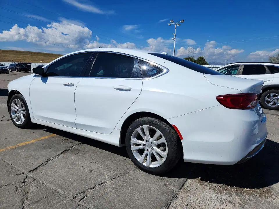 2015 Chrysler 200 VIN 1C3CCCAB3FN535426 фото 2