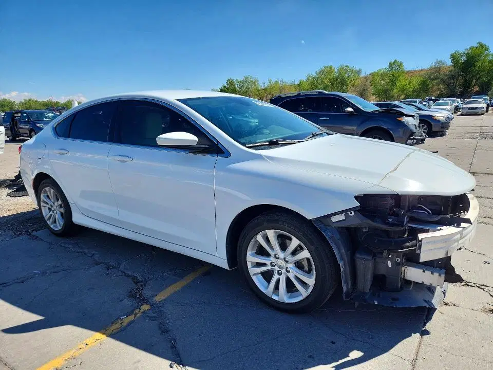 2015 Chrysler 200 VIN 1C3CCCAB3FN535426 фото 4