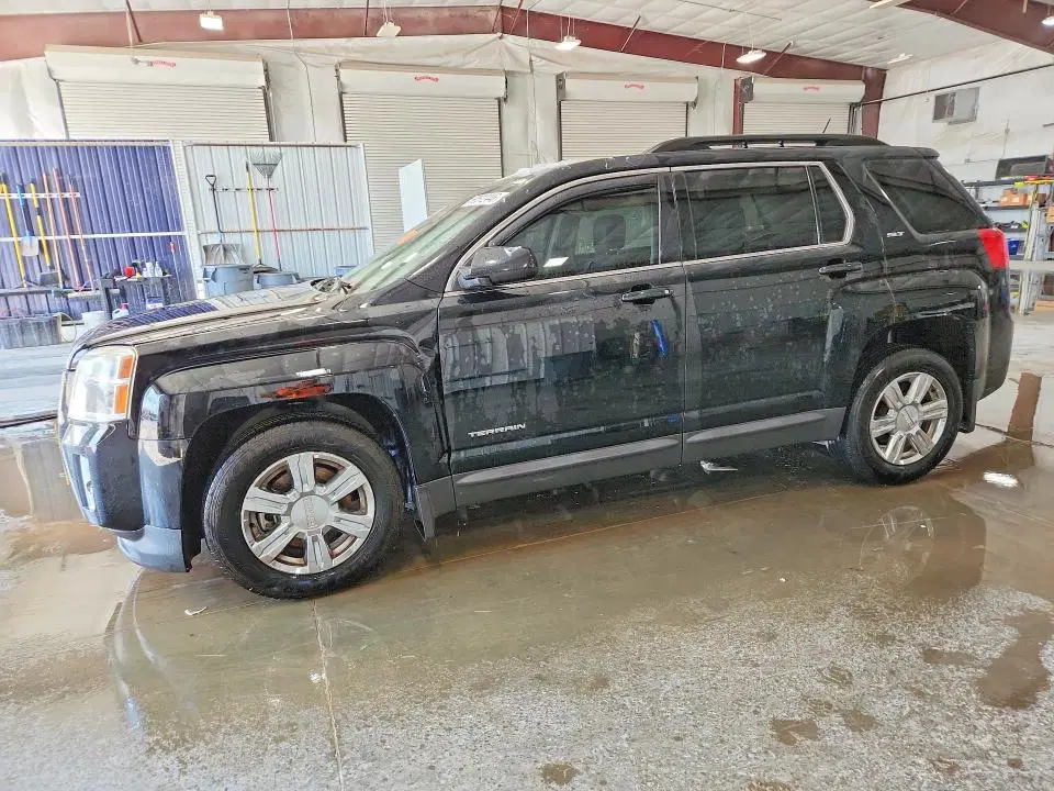 2GKALSEK6F6372884 — 2015 GMC Terrain, Передняя часть, фото до ремонта