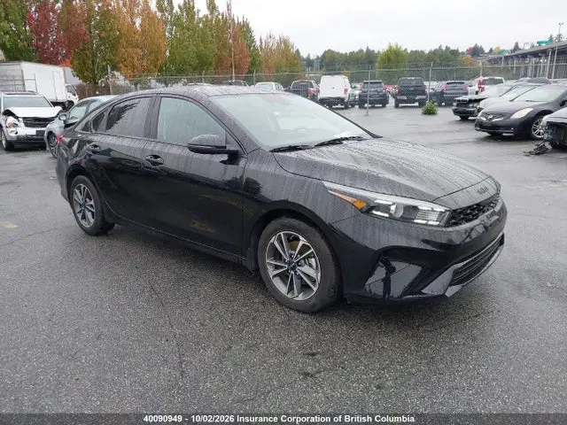 3KPF34AD3RE838389 — 2024 Kia Forte, Задняя часть, фото до ремонта
