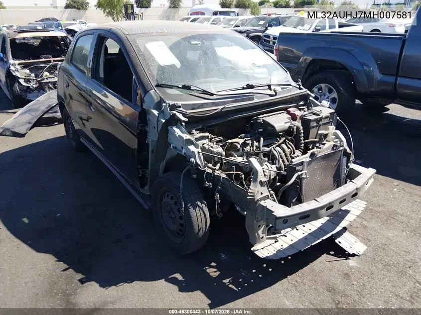 ML32AUHJ7MH007581 — 2021 Mitsubishi Mirage, передняя часть, фото до ремонта