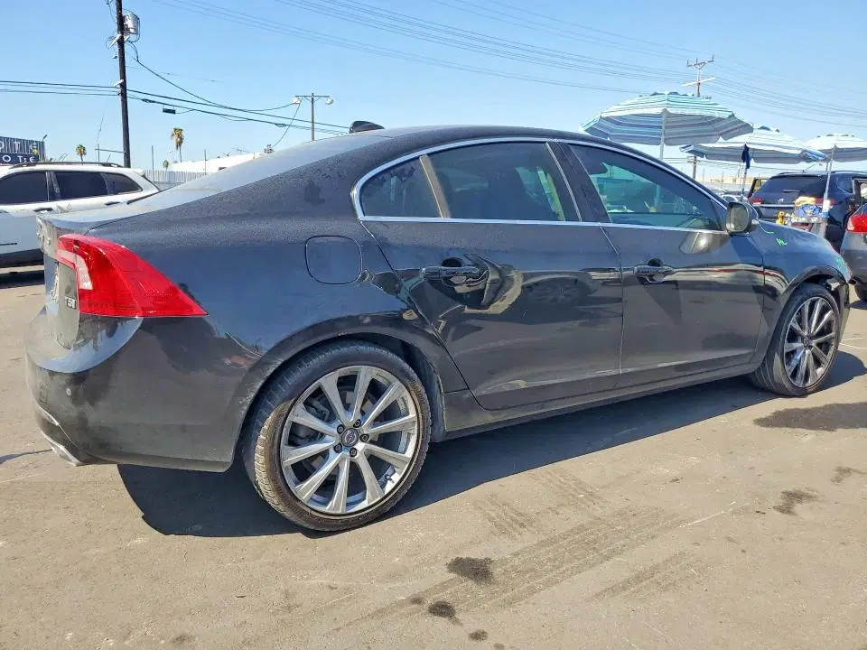 2018 Volvo S60 VIN LYV402HM9JB174478 фото 3