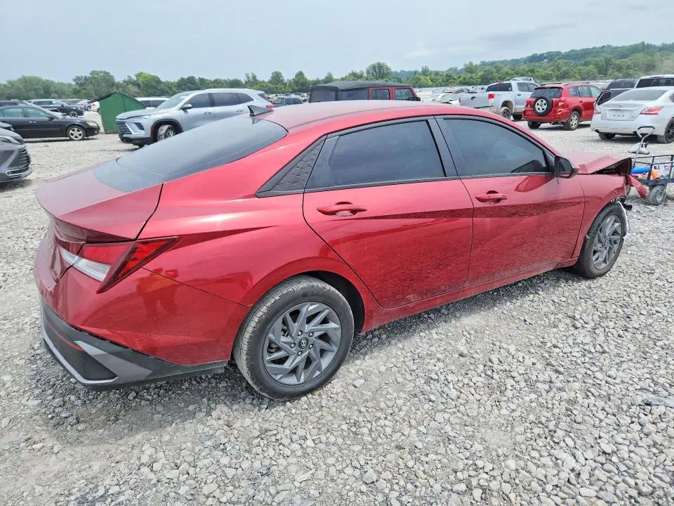 2024 HYUNDAI ELANTRA VIN KMHLM4DG2RU662910 фото 3