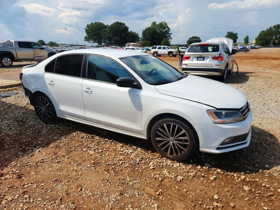 2016 VOLKSWAGEN JETTA VIN 3VWD17AJ2GM415453 фото 4
