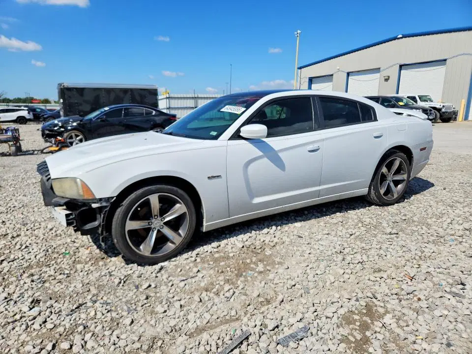 2C3CDXHG1EH232299 — 2014 Dodge Charger, Передняя часть, фото до ремонта