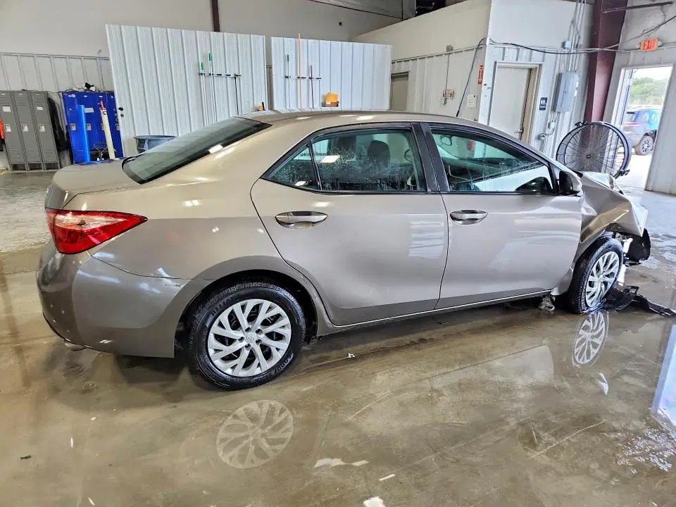 2018 TOYOTA COROLLA VIN 2T1BURHE6JC036445 фото 3