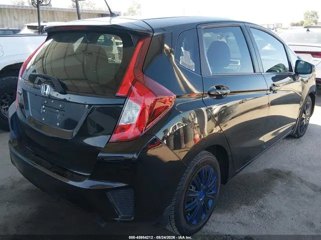 2015 Honda FIT LX VIN 3HGGK5H57FM715385 фото 4