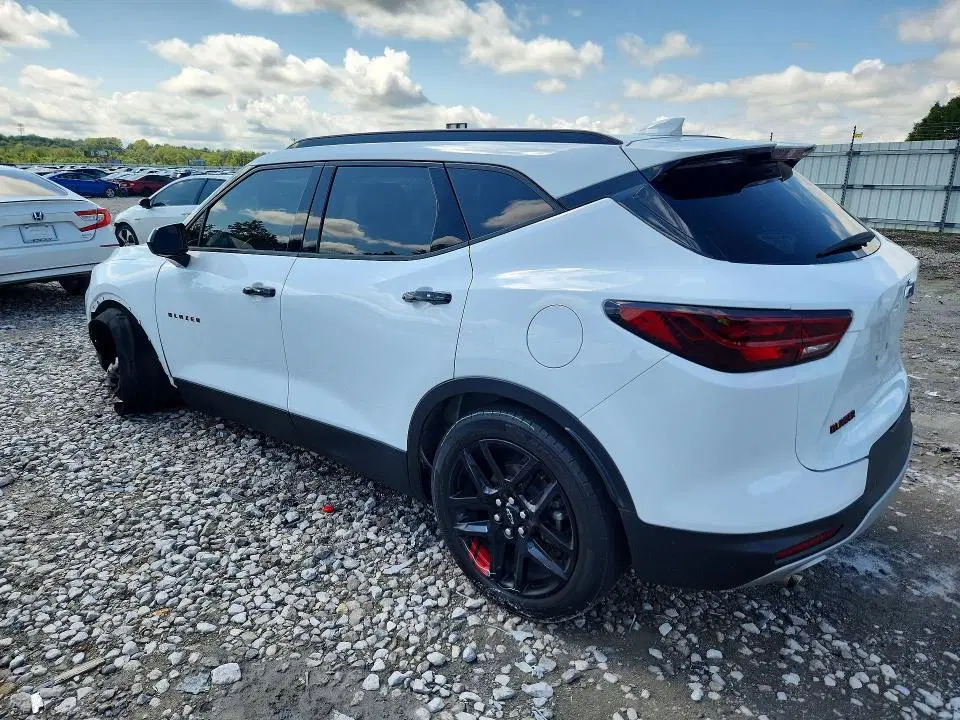 2024 CHEVROLET BLAZER VIN 3GNKBCR44RS245827 фото 2