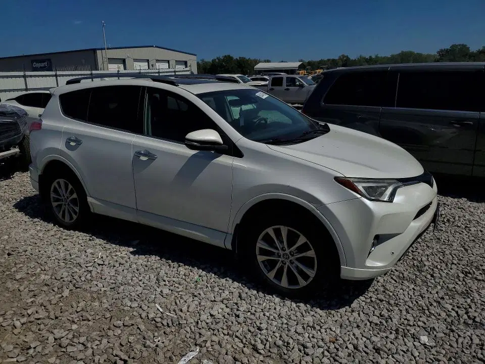 2017 TOYOTA RAV4 VIN 2T3DFREV7HW659354 фото 4