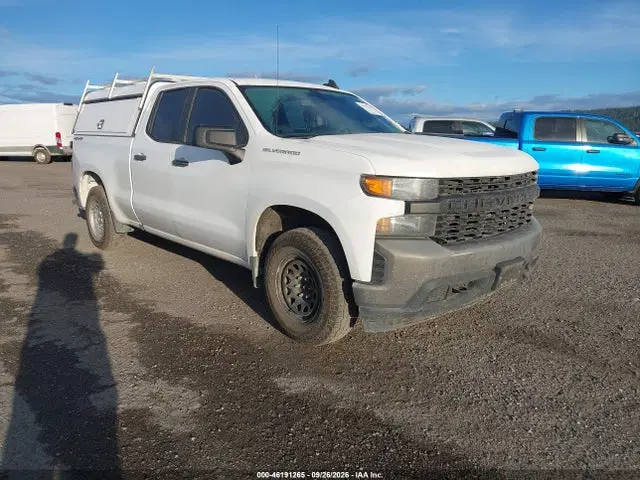 1GCRYAEF5LZ322006 — 2020 Chevrolet Silverado 1500 4WD Standard Bed Wt, Естественный износ, фото до ремонта