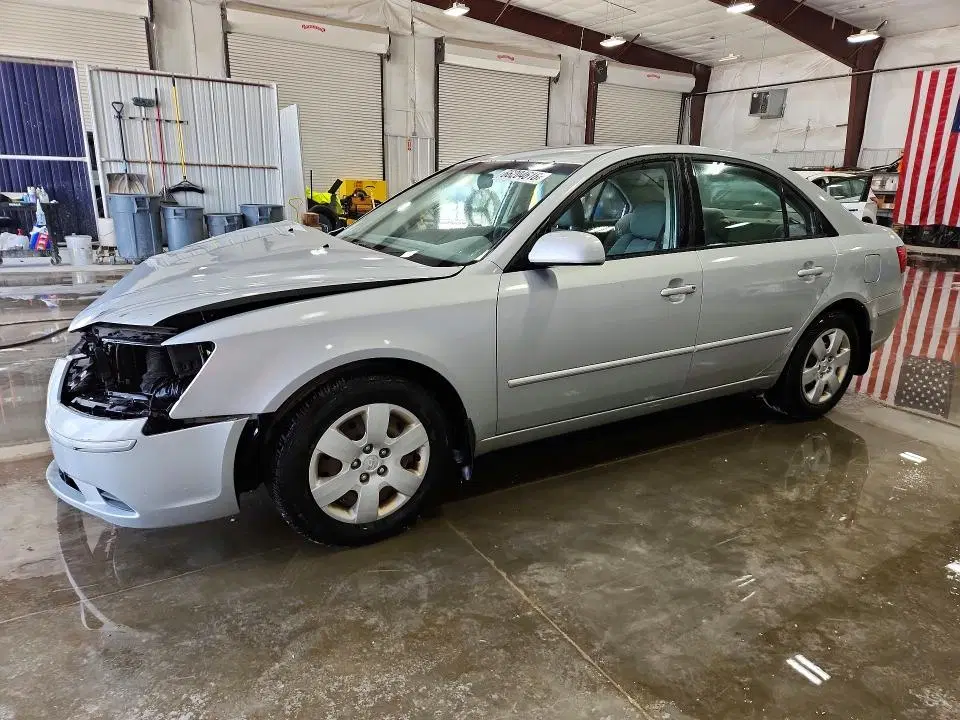 5NPET46CX9H572523 — 2009 Hyundai Sonata, Передняя часть, фото до ремонта
