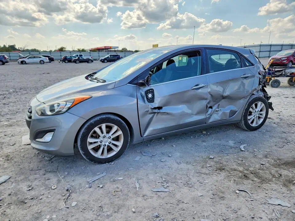 KMHD35LE9DU146386 — 2013 Hyundai Elantra GT, повреждения со всех сторон, фото до ремонта