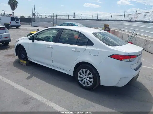 2025 Toyota Corolla Hybrid Le VIN JTDBCMFE1S3093641 фото 3