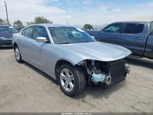 2C3CDXBG7KH754925 — 2019 Dodge Charger SXT RWD, Передняя часть, фото до ремонта